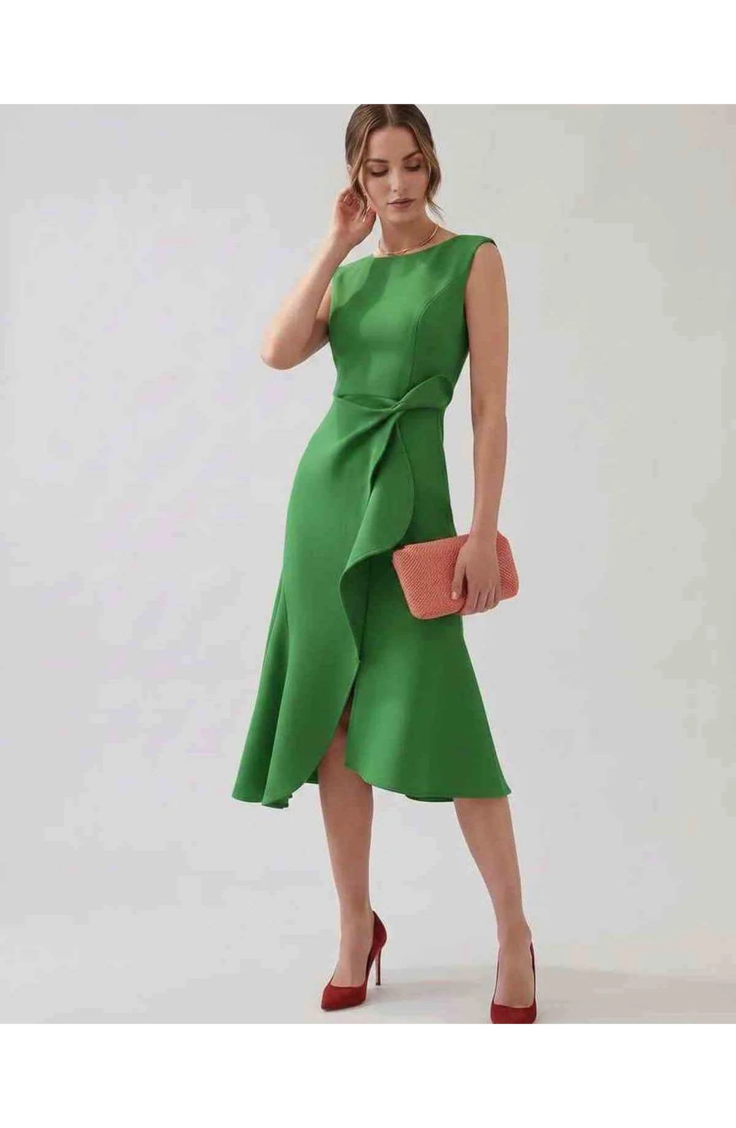 Manon Dames Midi Jurk | Ruffle Wrap Detail | Uitlopende Zoom
