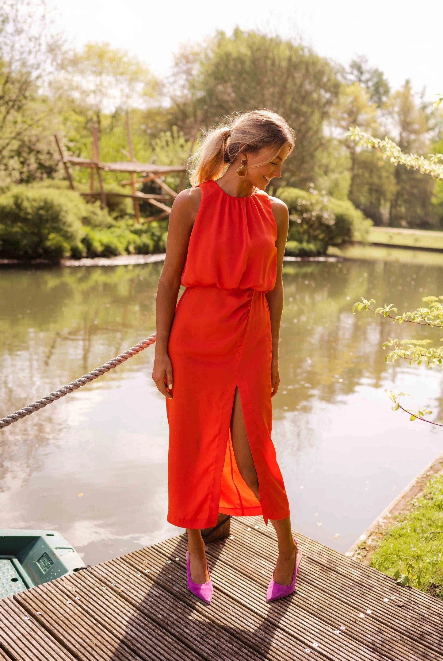 Vinciane-Consolata Dames Midi Jurk | Halterneck | Open Rug