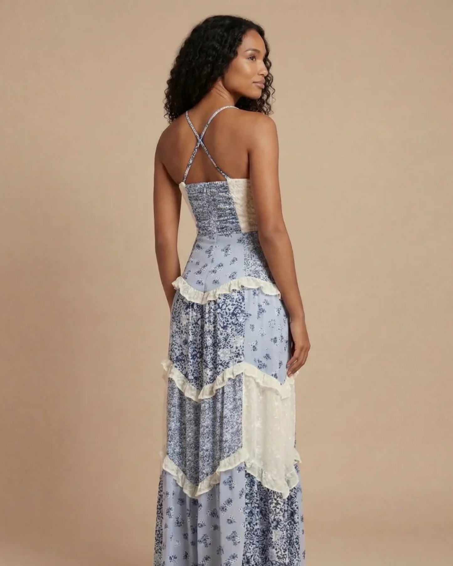 Maryline Dames Maxi Jurk | Gelaagde Ruches | Open Rug