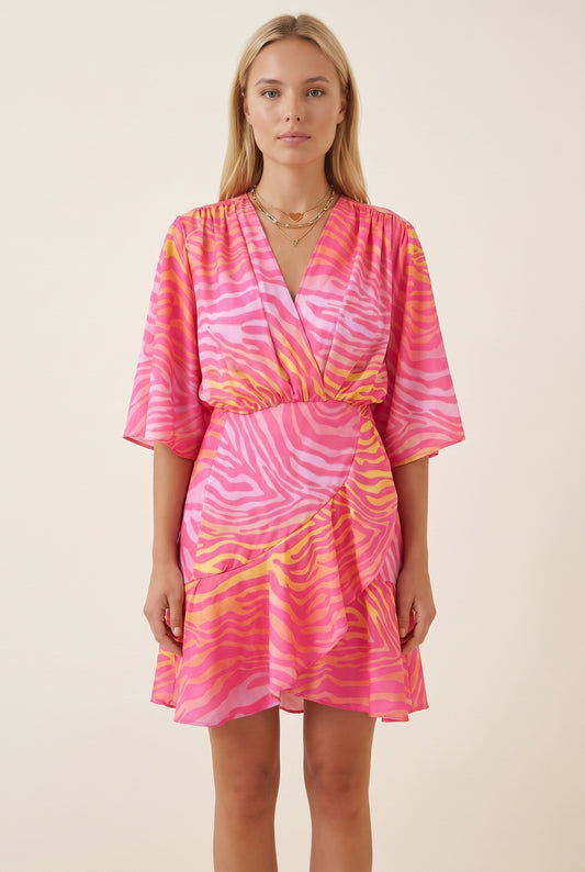 Pamela Dames Mini Jurk | Psychedelische Golfprint | Wikkel V-Hals