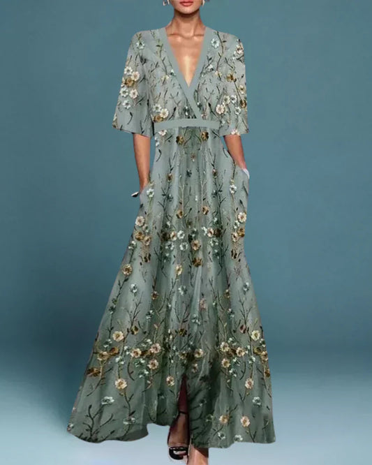 Bérengère Dames Maxi Jurk | Diepe V-Hals | Geborduurde Bloemenprint