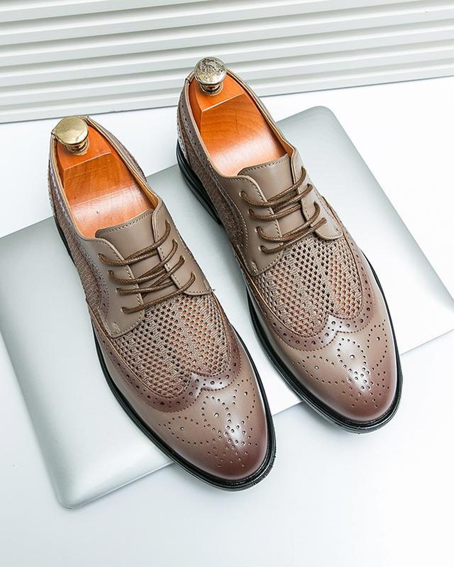 Matteo Heren Boty | Brogue Perforace | Síťovinové Panely