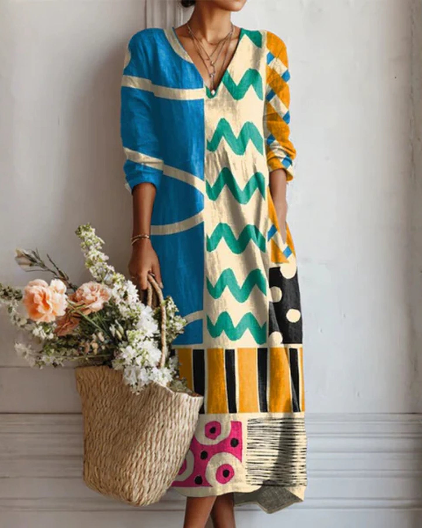 Adolphine Dame Midi Kjole | Blomsterprint | V-Hals med Knapper