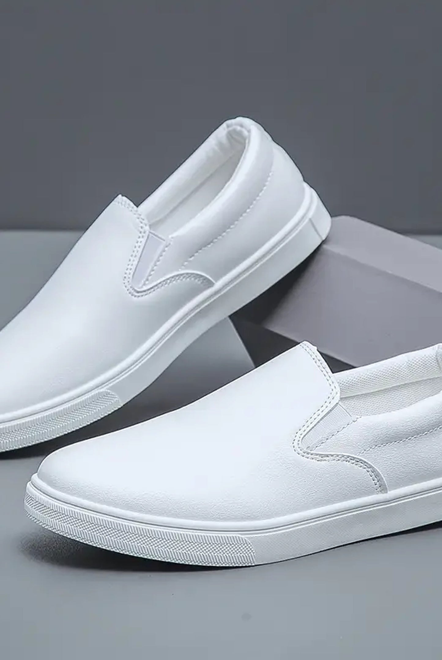 Pánské boty Mario | Slip-On konstrukce | Kontrastní lem podrážky