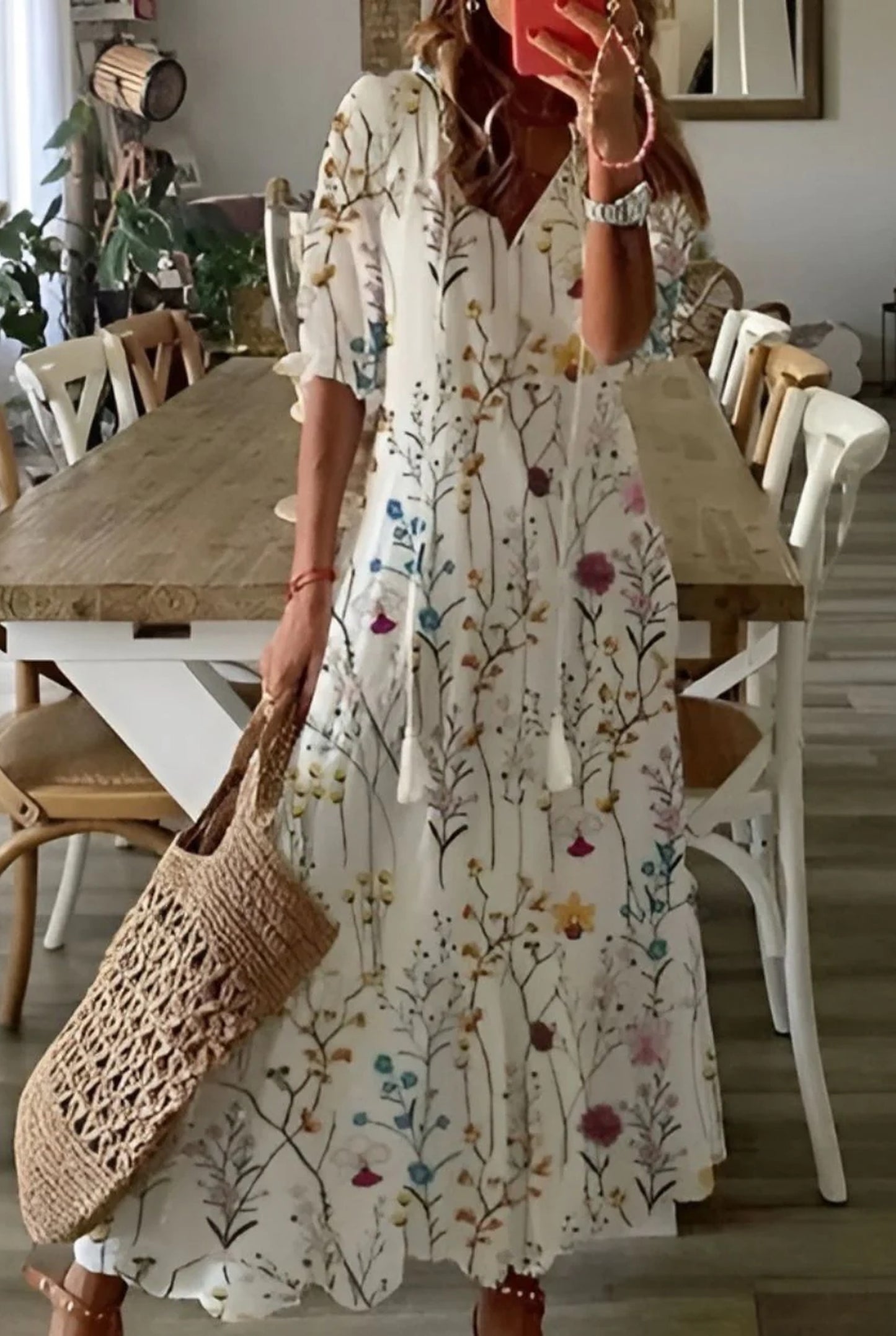 Brunehaut Dames Midi Jurk | V-Hals | Kwastjes Detail