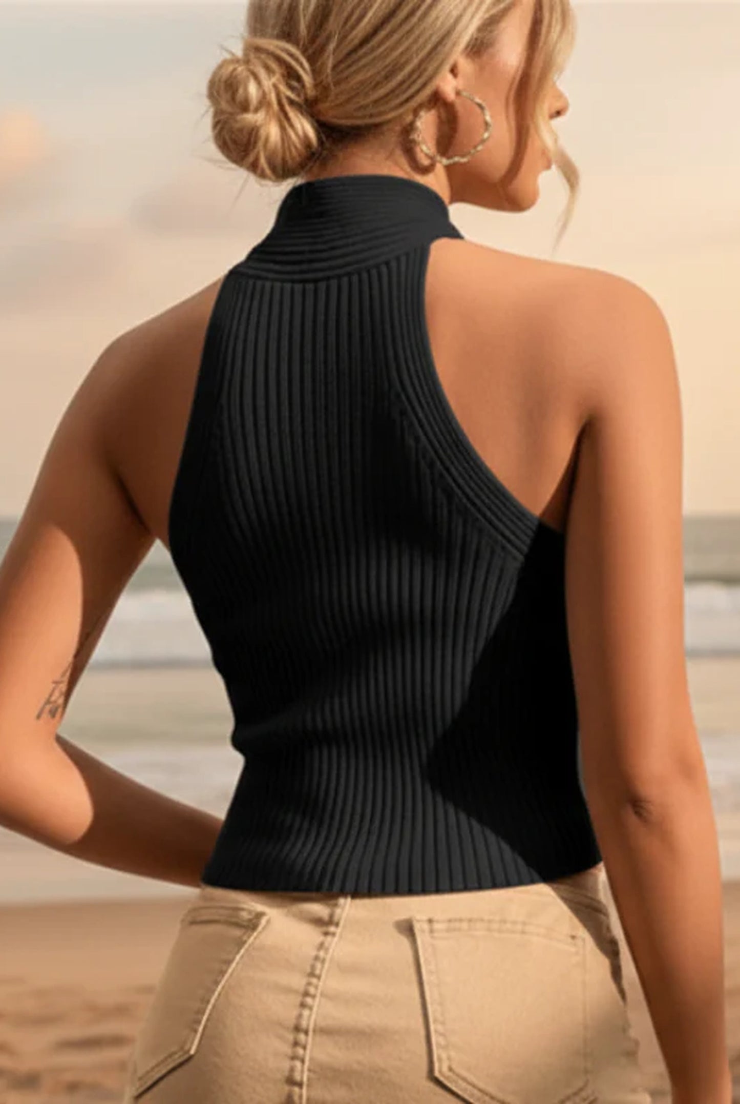 Florette Dames Top | Halternek | Keyhole Cutout