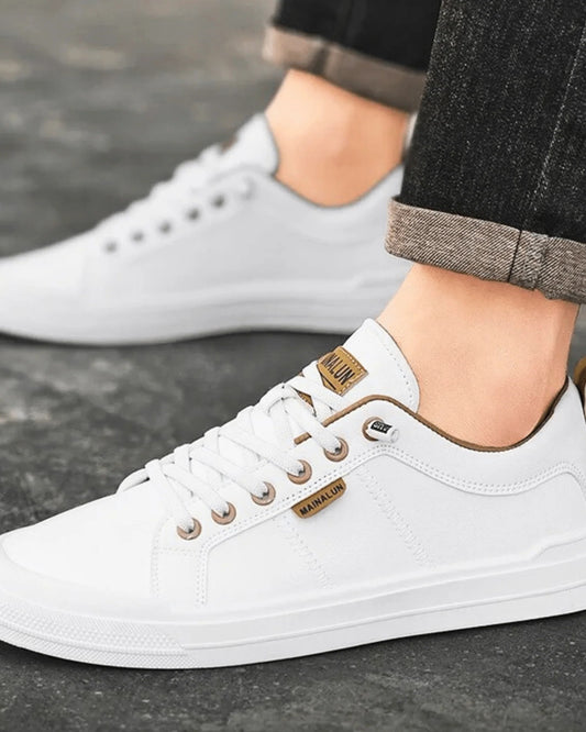 Lauro Heren Sneakers | Leren Afwerking | Goudkleurige Accenten