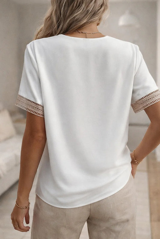 Cristelle Dames Top | V-Hals met Kantdetail | Korte Mouwen