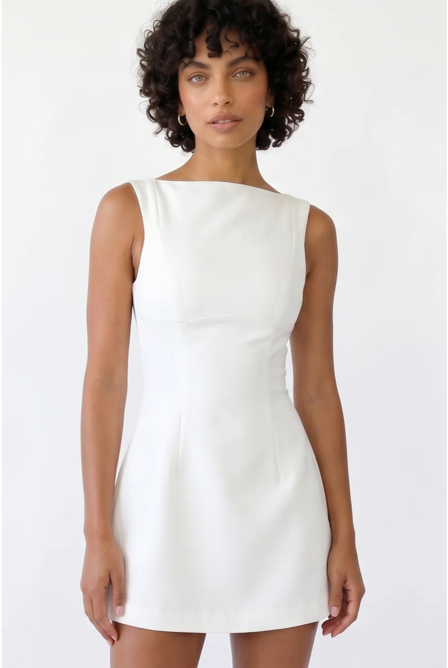 Linette Dames Mini Jurk | Boothals | Uitlopende Rok