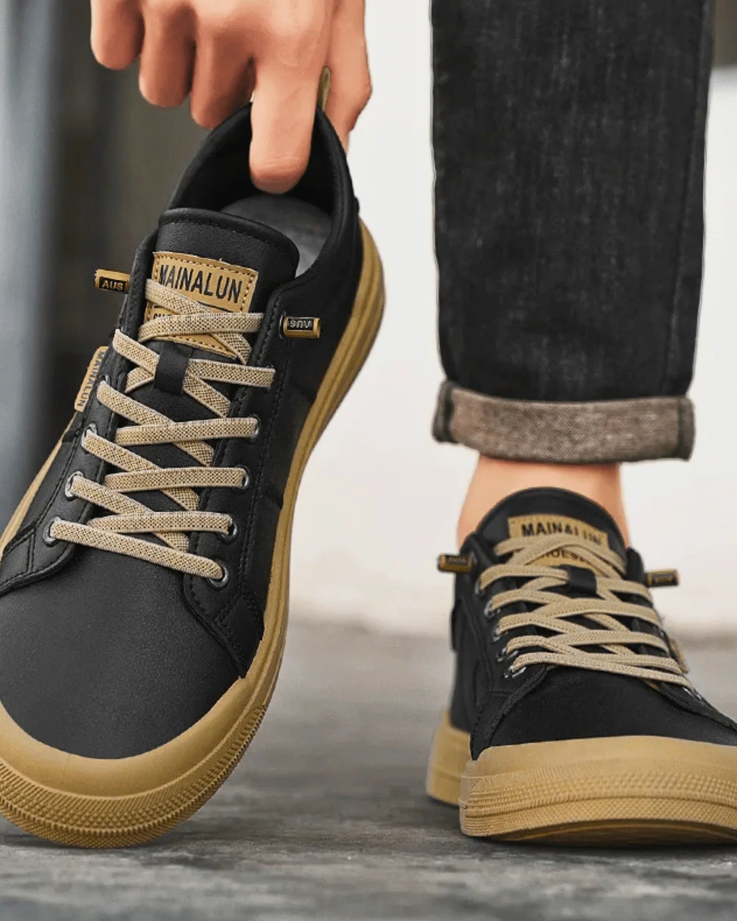 Lauro Heren Sneakers | Læder Finish | Guldfarvede Accenter