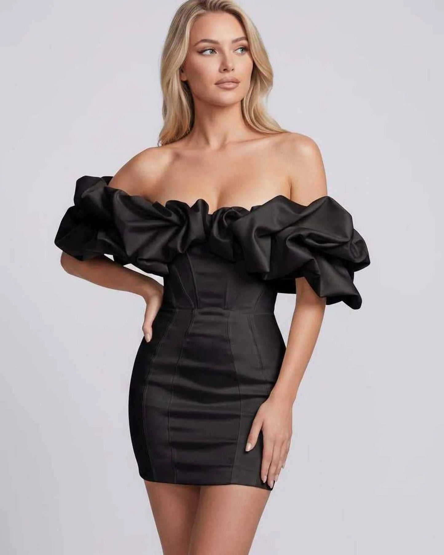 Lyse Dames Mini Jurk | Off-Shoulder Pofmouwen | Strakke Bodycon Pasvorm