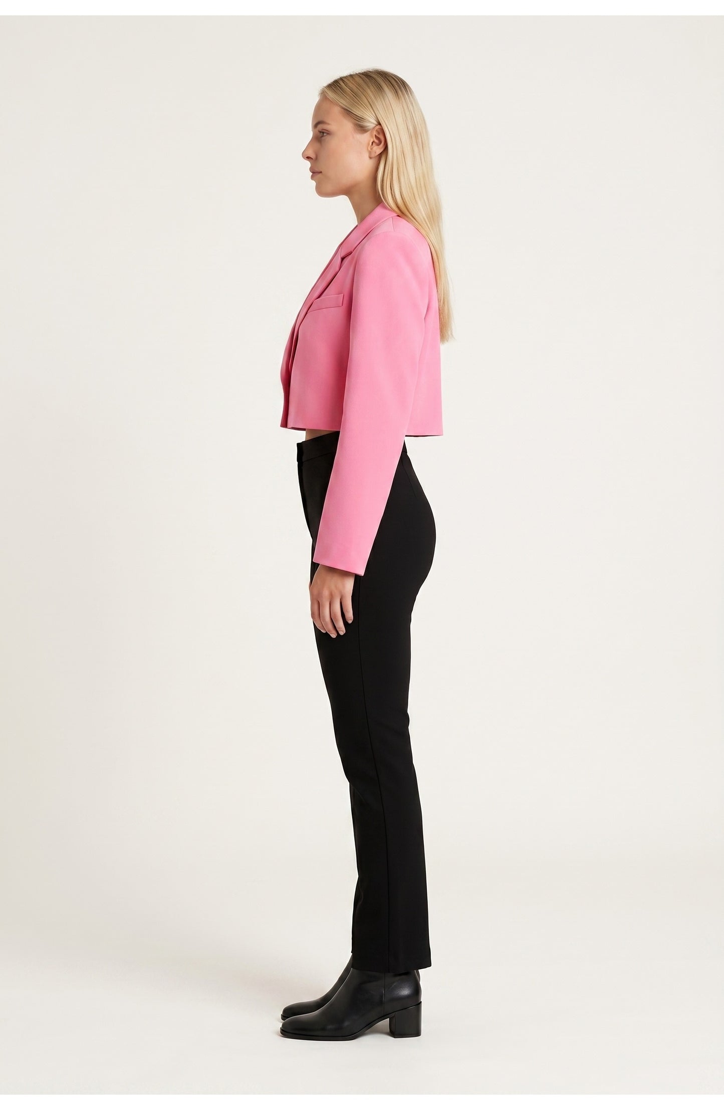 Paulette Dames Blazer | Cropped Lengte | Revers Kraag