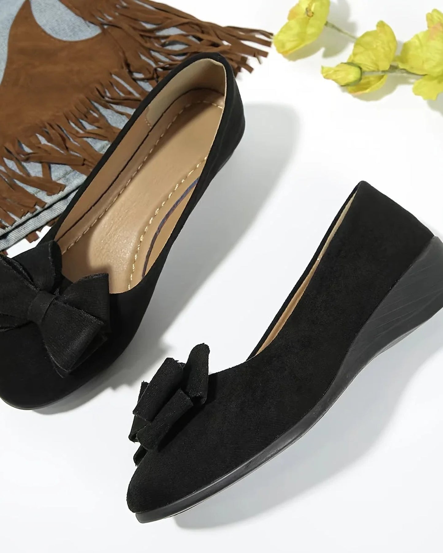 Anna Women's Shoes | Bow-detail | Closed Toe