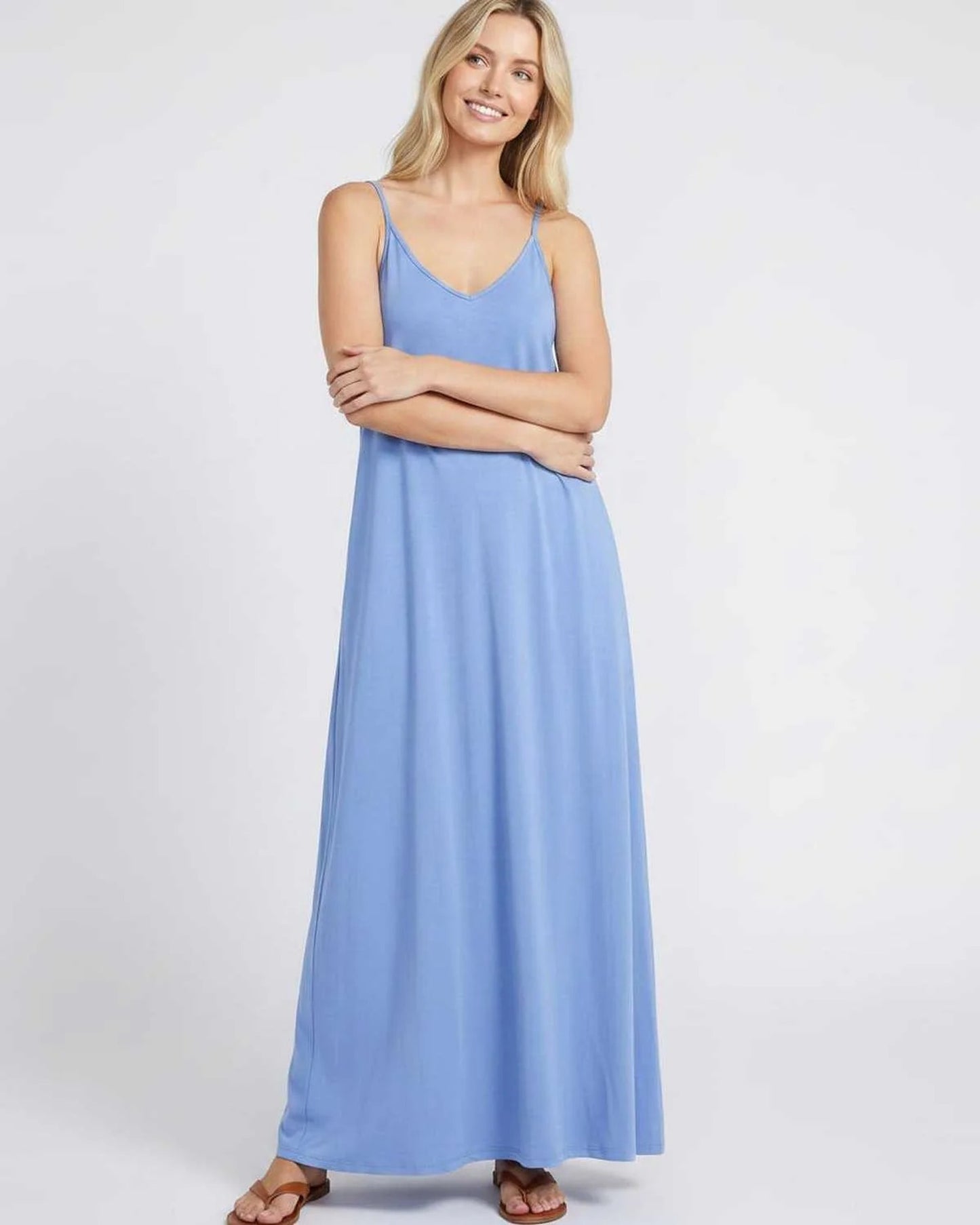Solène Dames Maxi Jurk | V-Hals & Spaghettibandjes | Zijzakken