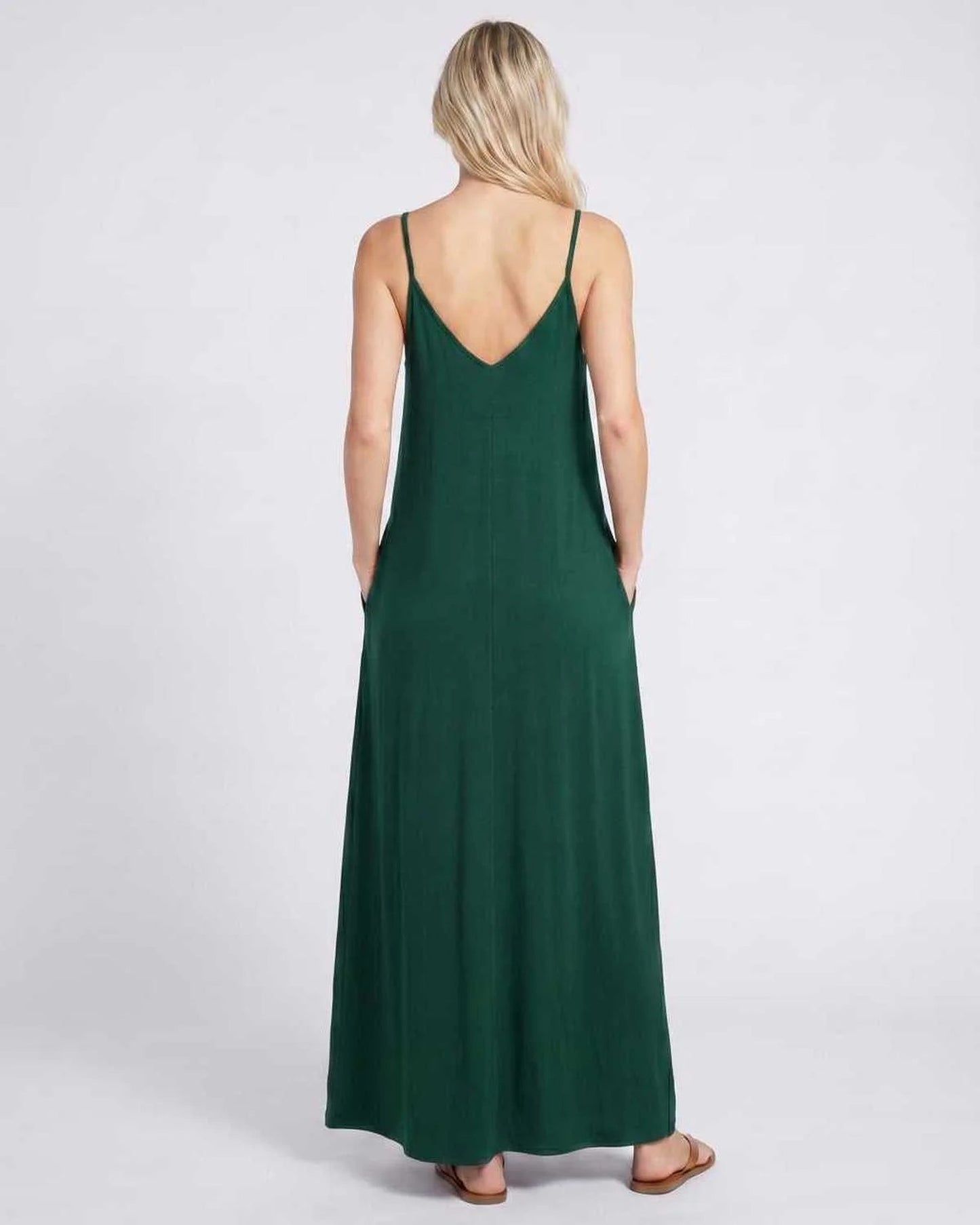 Solène Dames Maxi Jurk | V-Hals & Spaghettibandjes | Zijzakken