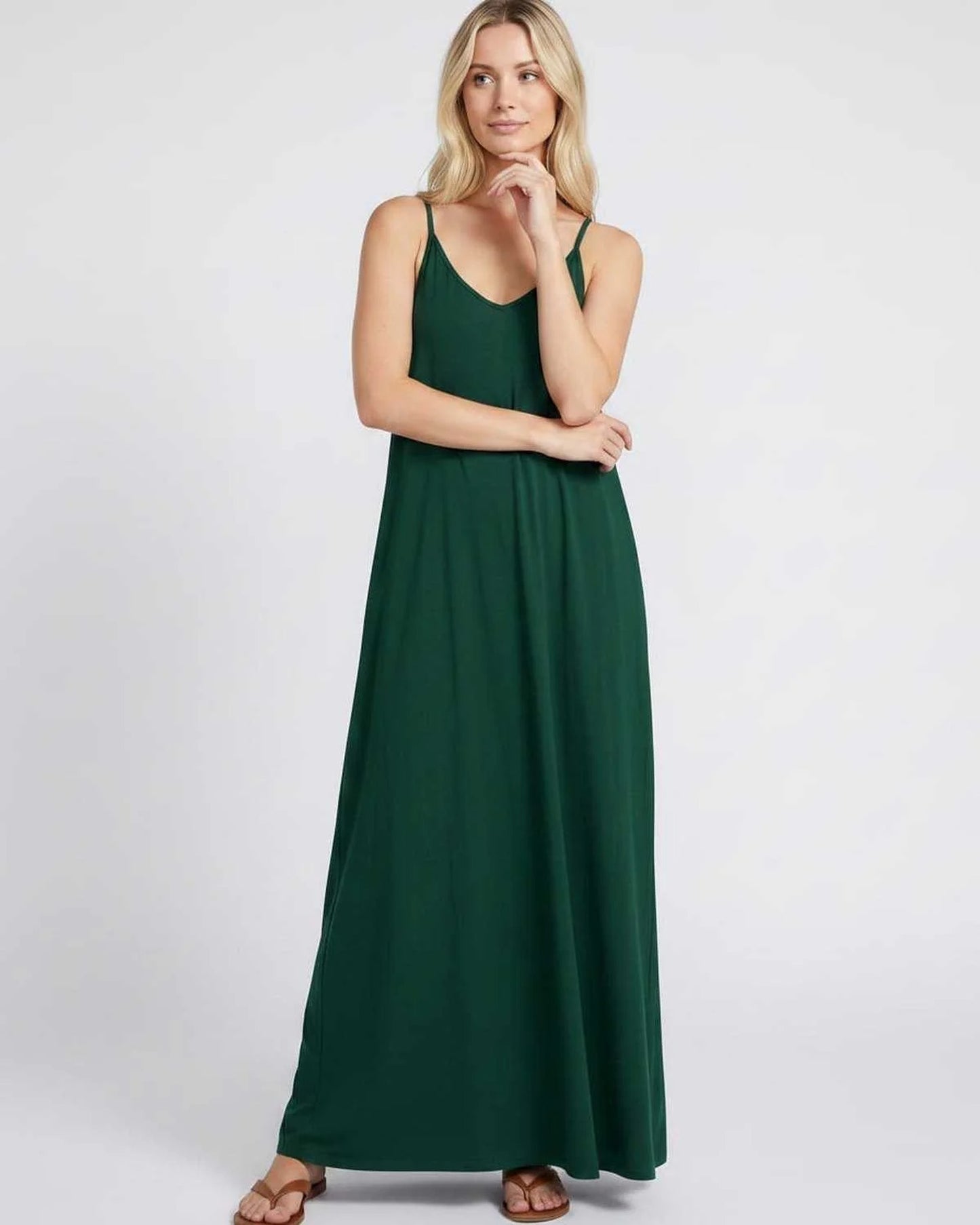 Solène Dames Maxi Jurk | V-Hals & Spaghettibandjes | Zijzakken