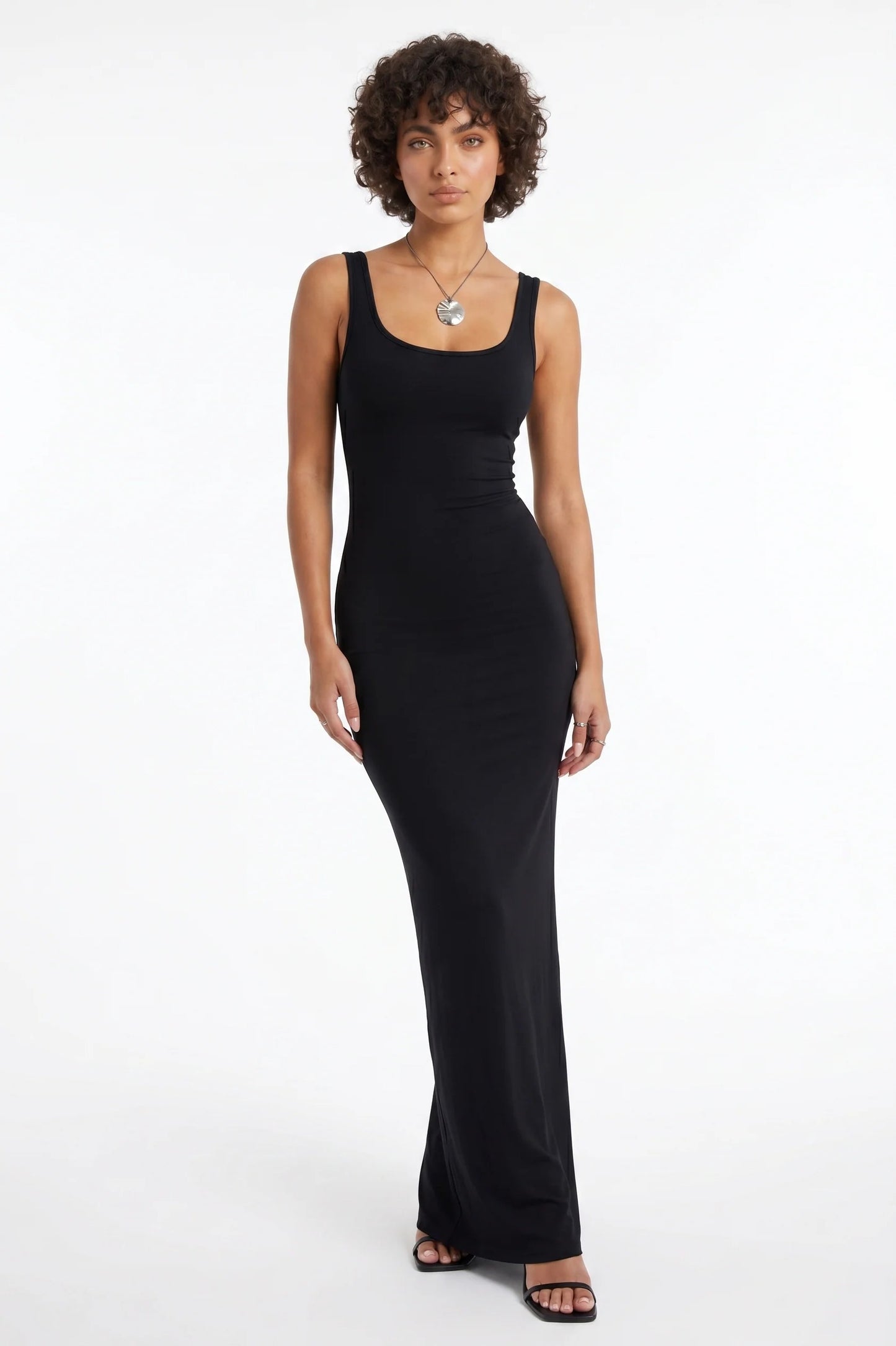 Dames Maxi Jurk Zwart | Scoop Halslijn | Bodycon Pasvorm