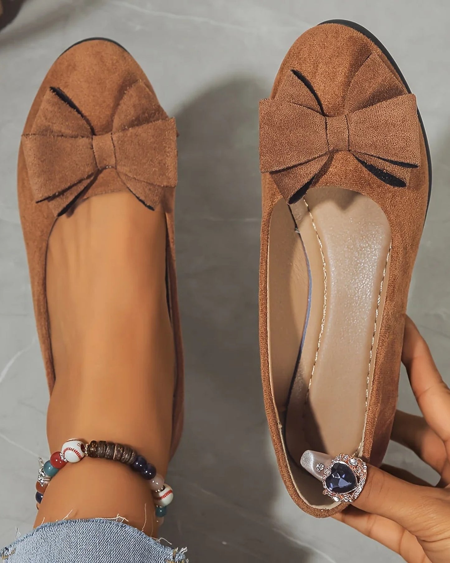 Anna Women's Shoes | Bow-detail | Closed Toe