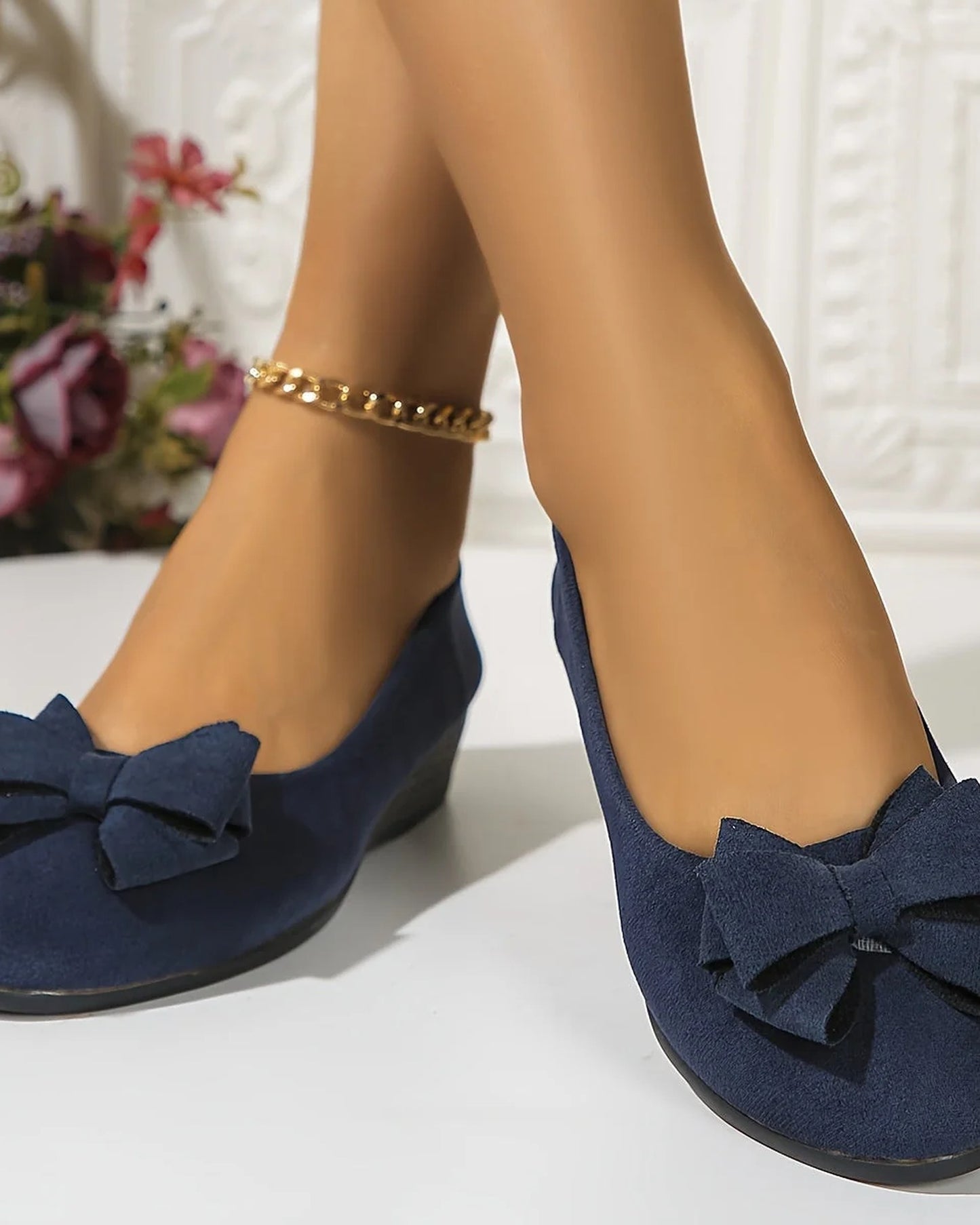 Anna Women's Shoes | Bow-detail | Closed Toe