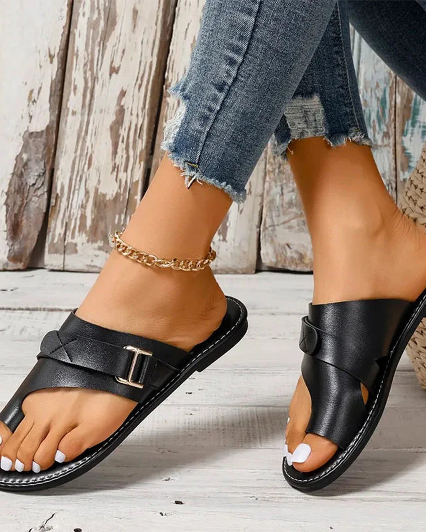 Vanessa Dames Sandalen | Gekruiste Bandjes | Met Gesp