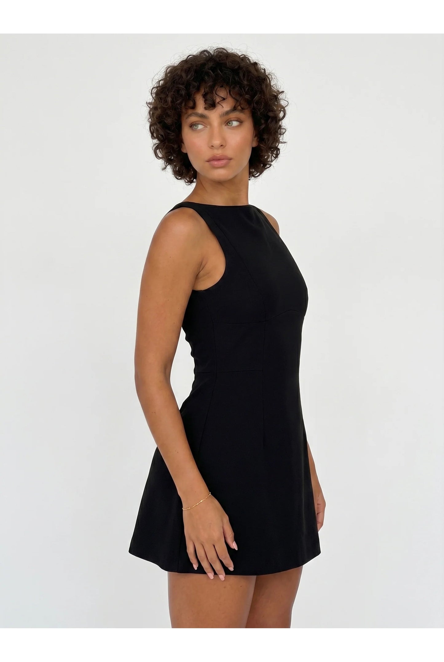 Linette Dames Mini Jurk | Boothals | Uitlopende Rok