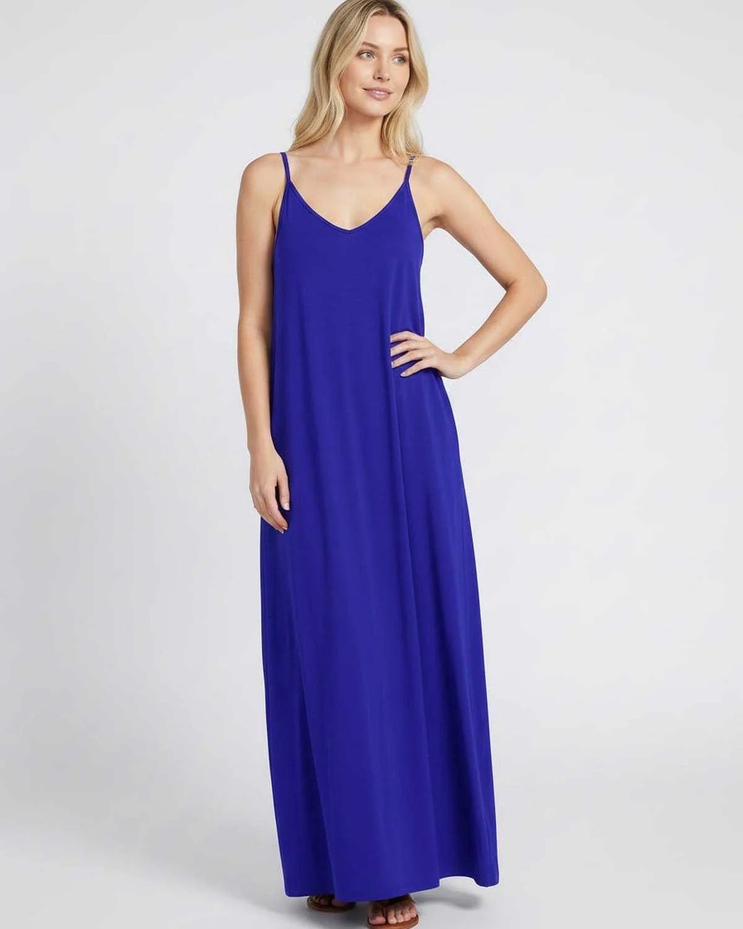 Solène Dames Maxi Jurk | V-Hals & Spaghettibandjes | Zijzakken