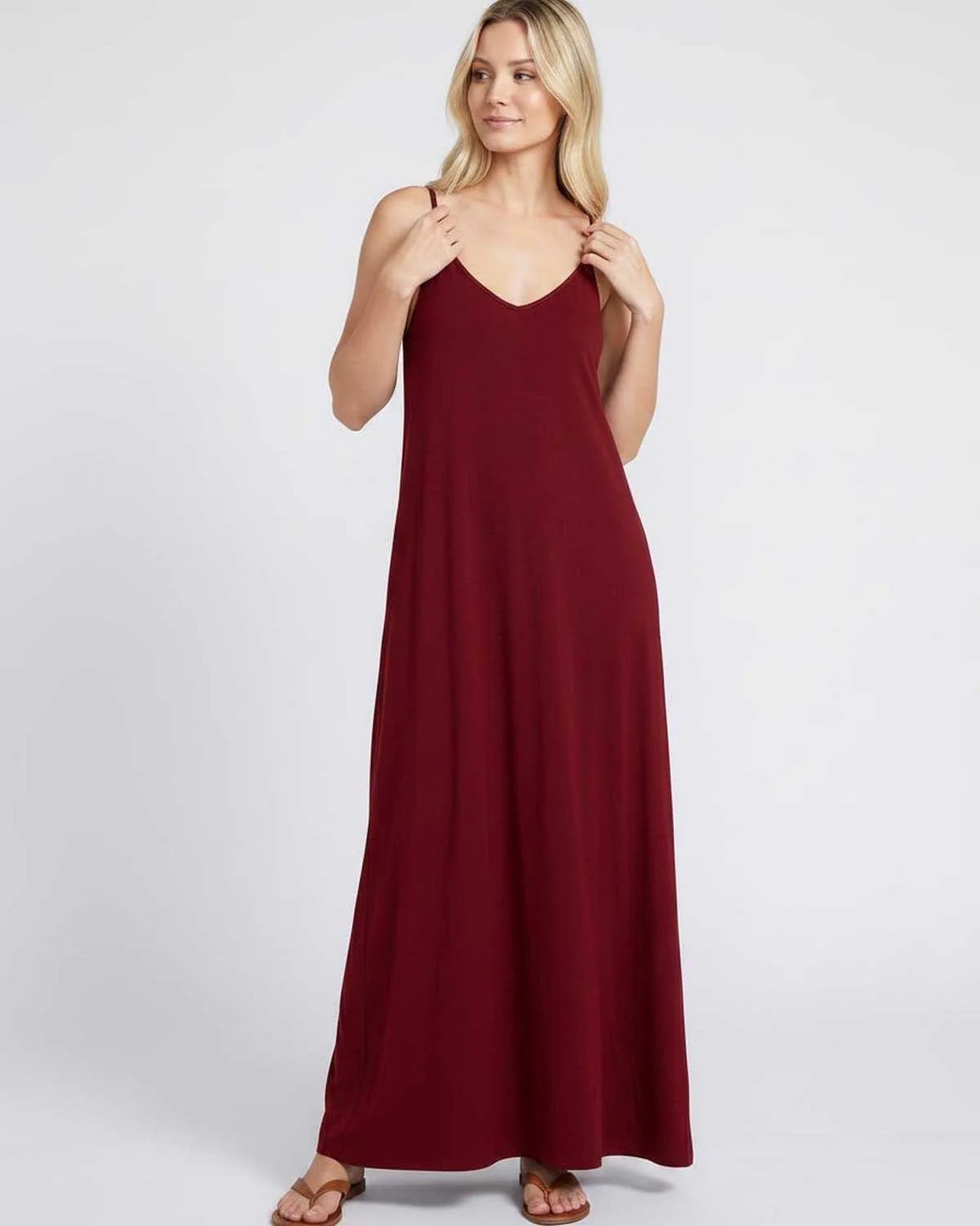 Solène Dames Maxi Jurk | V-Hals & Spaghettibandjes | Zijzakken