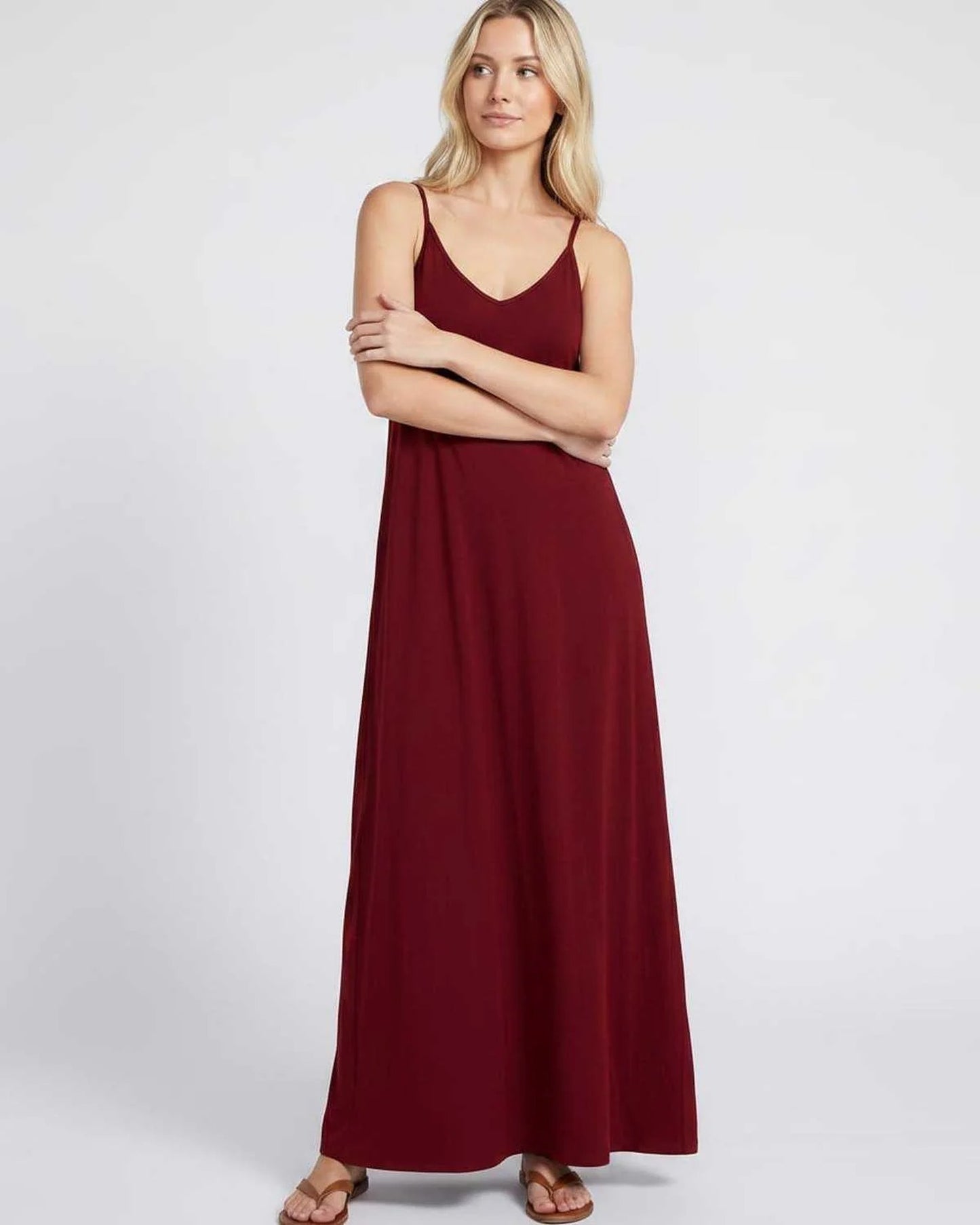 Solène Dames Maxi Jurk | V-Hals & Spaghettibandjes | Zijzakken