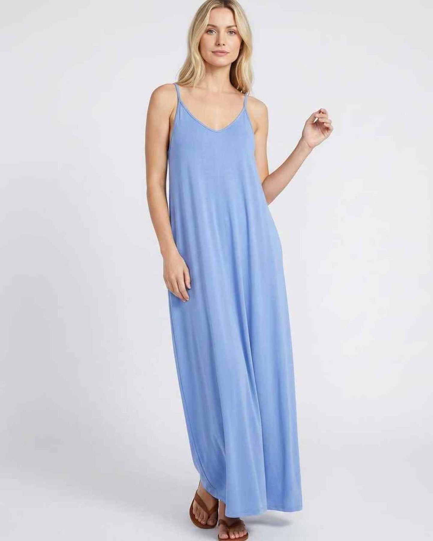 Solène Dames Maxi Jurk | V-Hals & Spaghettibandjes | Zijzakken