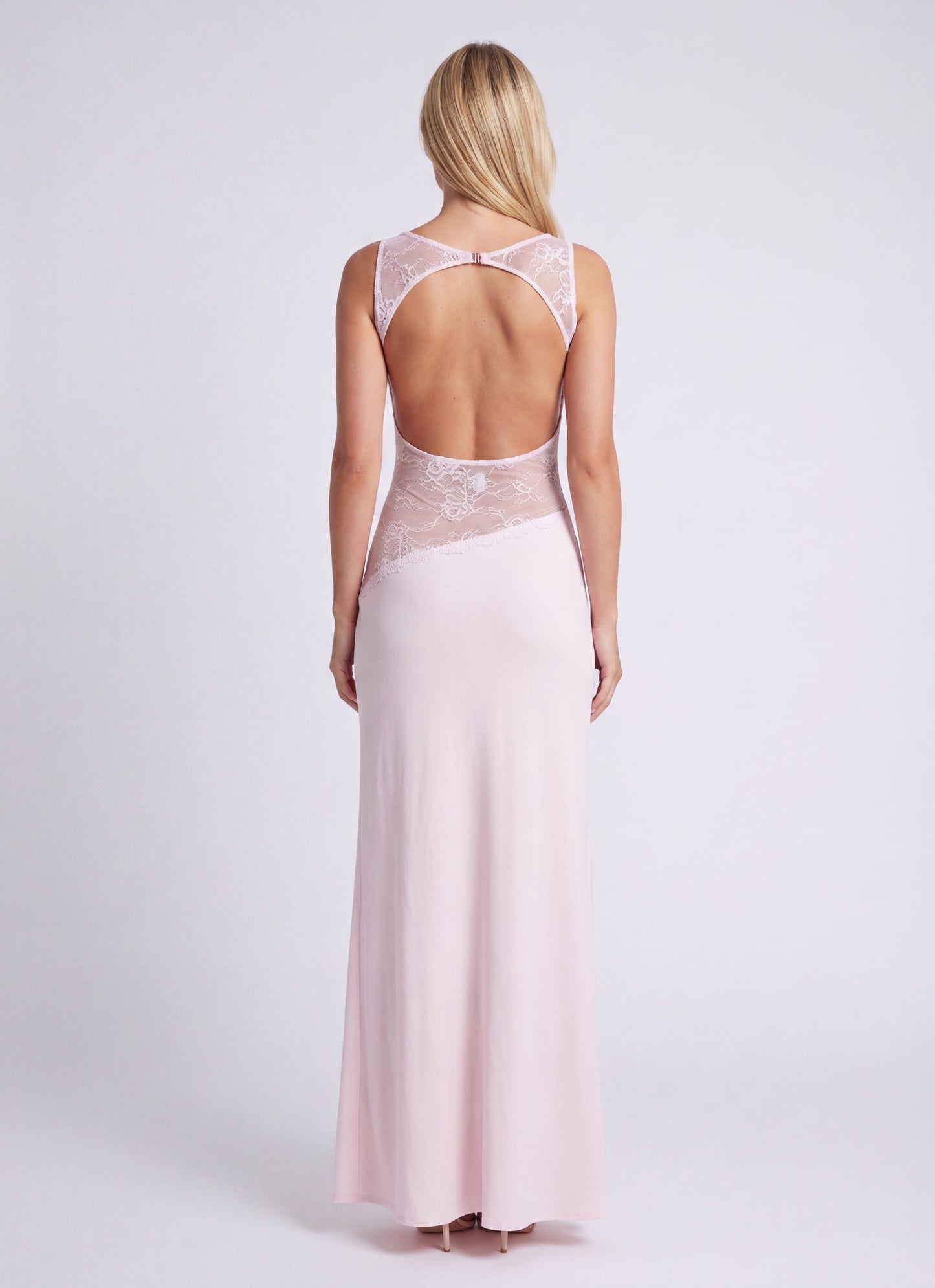 Noelia Lange Dress | Elegant Maxi Dress with Open Back and Lace Details