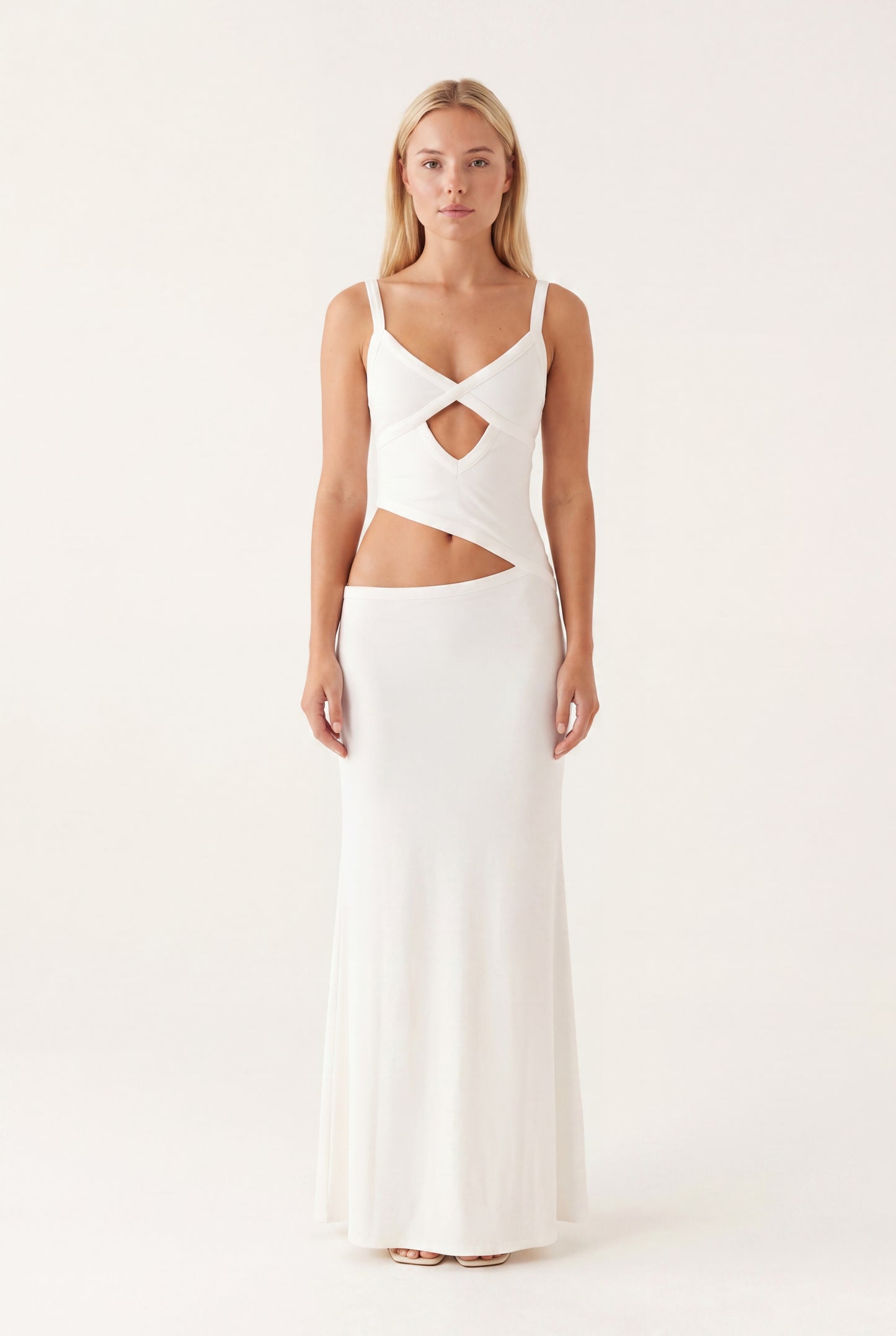 Jocelyn Maxi Jurk | Open Rug en Strikdetail met Elegante Flair