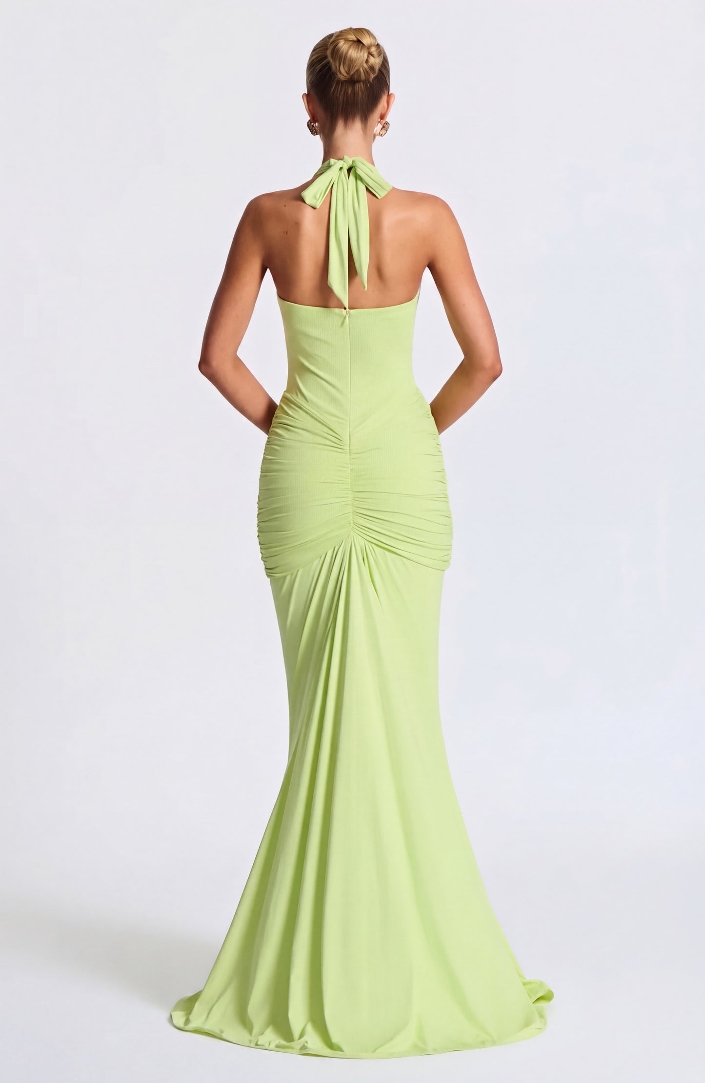 Allegra Jurk | Halternek | Maxi Lengte | Diepe V-Hals