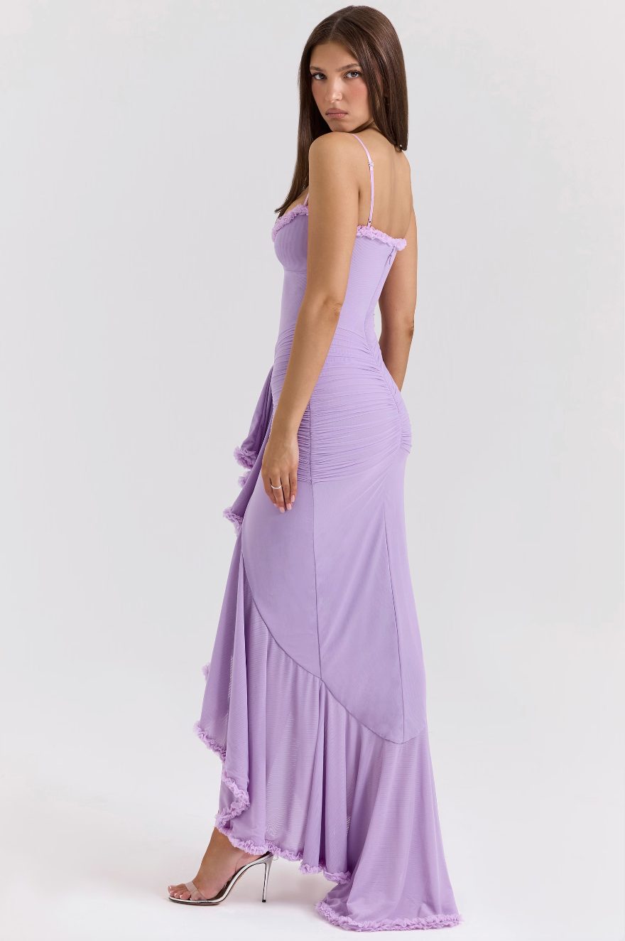 Serena Avondjurk – Ruffles en Sweetheart Halslijn 3