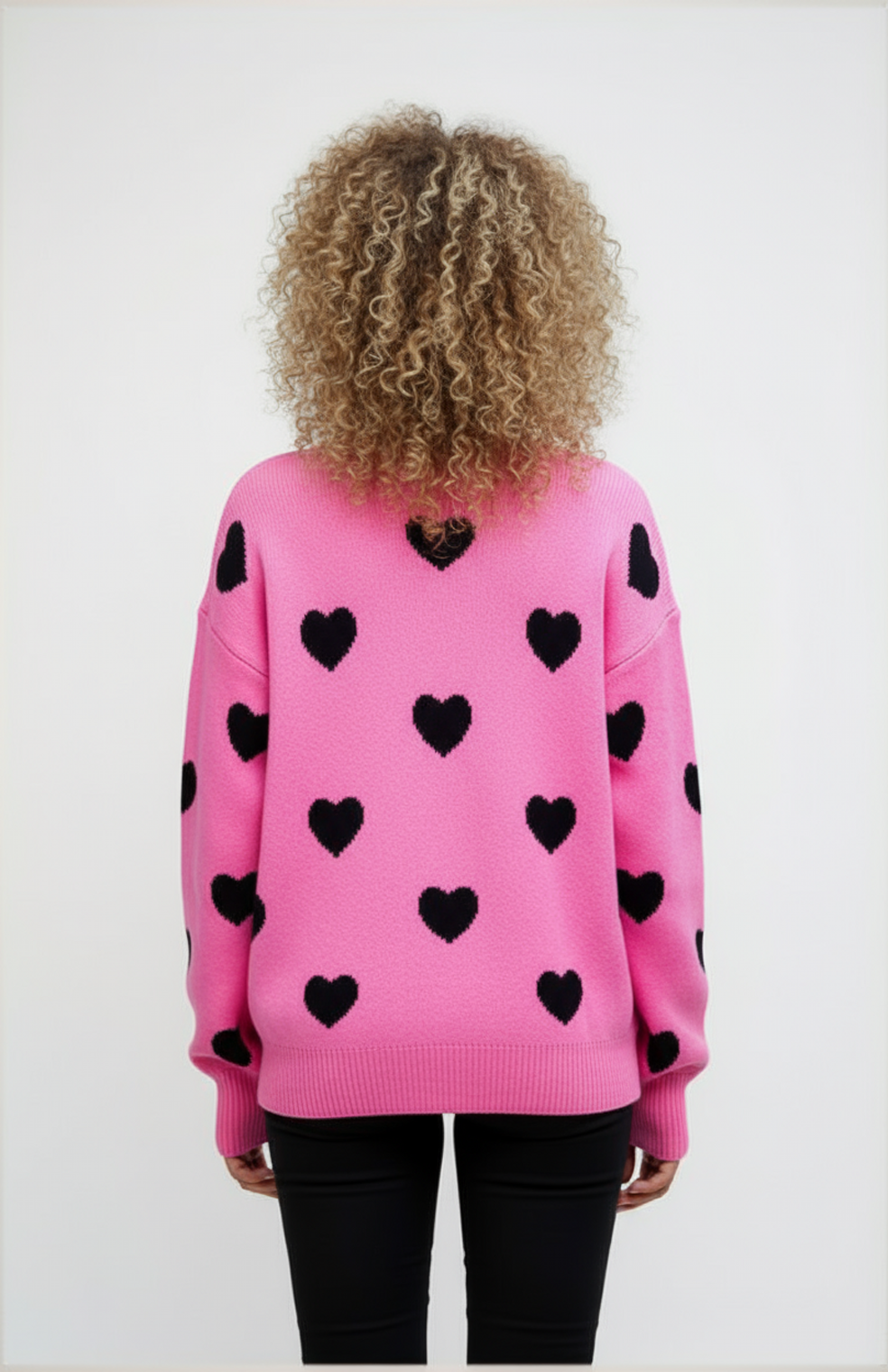 Rosa Trui | Oversized Hartgebreid Ontwerp met Speels Patroon