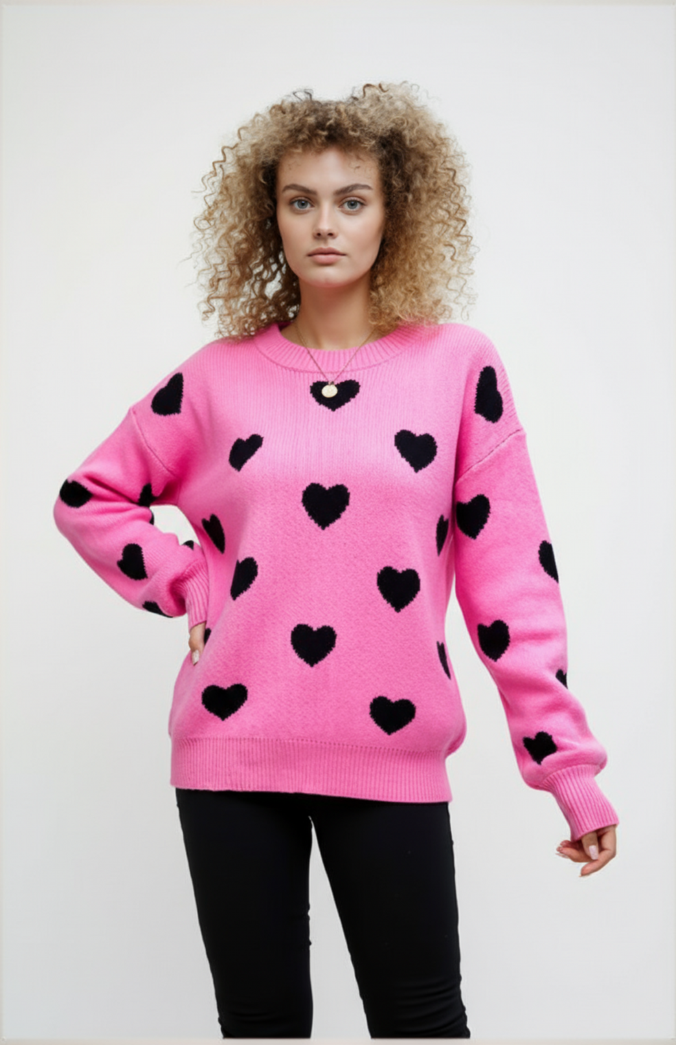 Rosa Trui | Oversized Hartgebreid Ontwerp met Speels Patroon