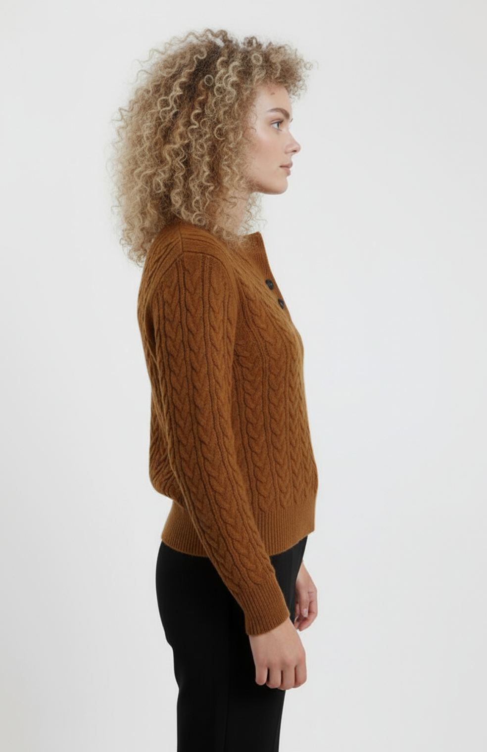 Sira Gebreide Trui Dames | Kabelpatroon | Knoopsluiting | Warme Textuur