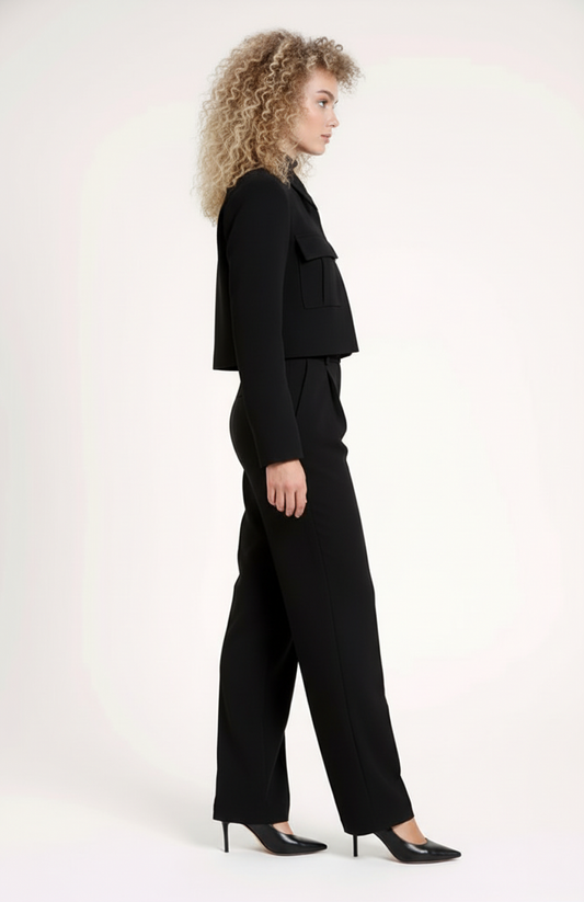 Dames Tailored Set | Cropped Jacket & Straight Leg Broek | Elegante Zwarte Look