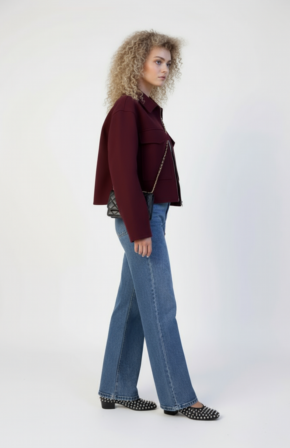 Helle Dames Jas in Bordeaux Rood | Tijdloos Design met Verfijnd Detail