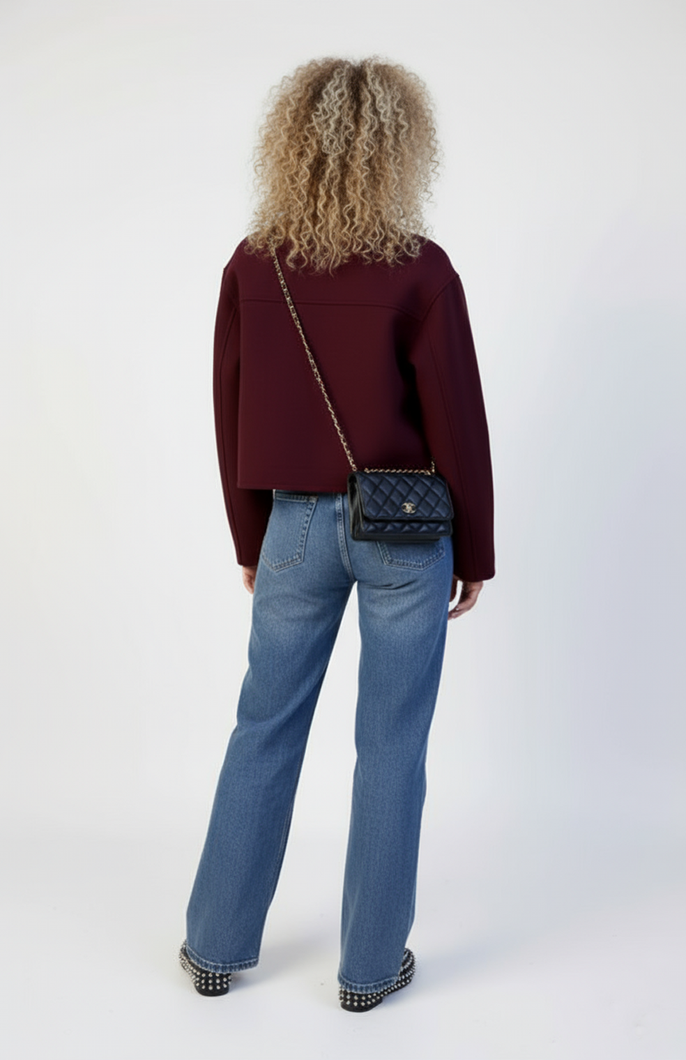 Helle Dames Jas in Bordeaux Rood | Tijdloos Design met Verfijnd Detail