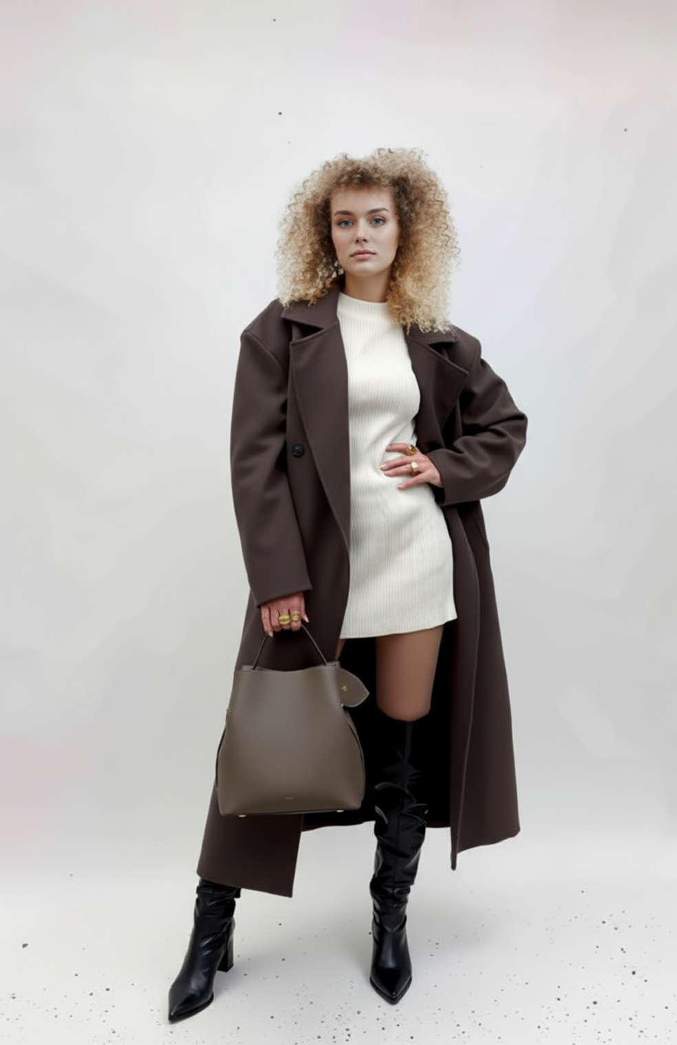 Jolanda Oversized Mantel | Dubbelrij Knopen en Luxe Wolmix