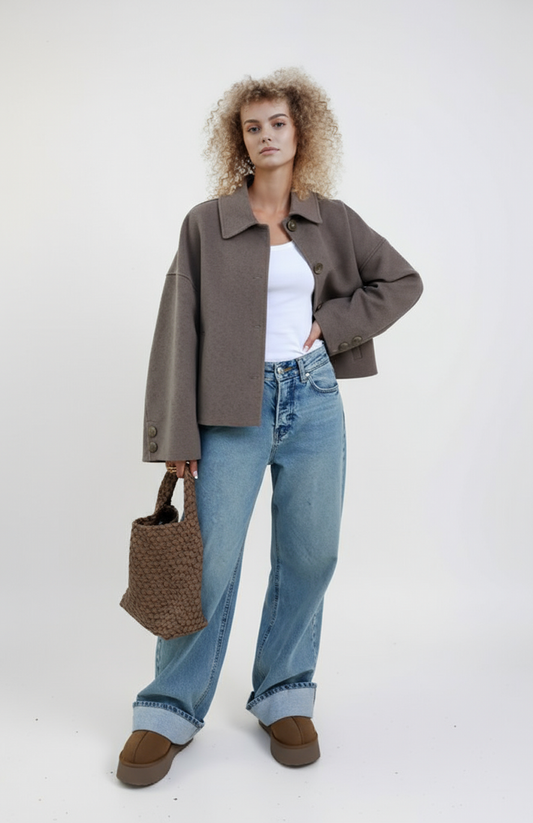 Helle Dames Jas | Oversized Wolmix met Kraag en Knoopsluiting