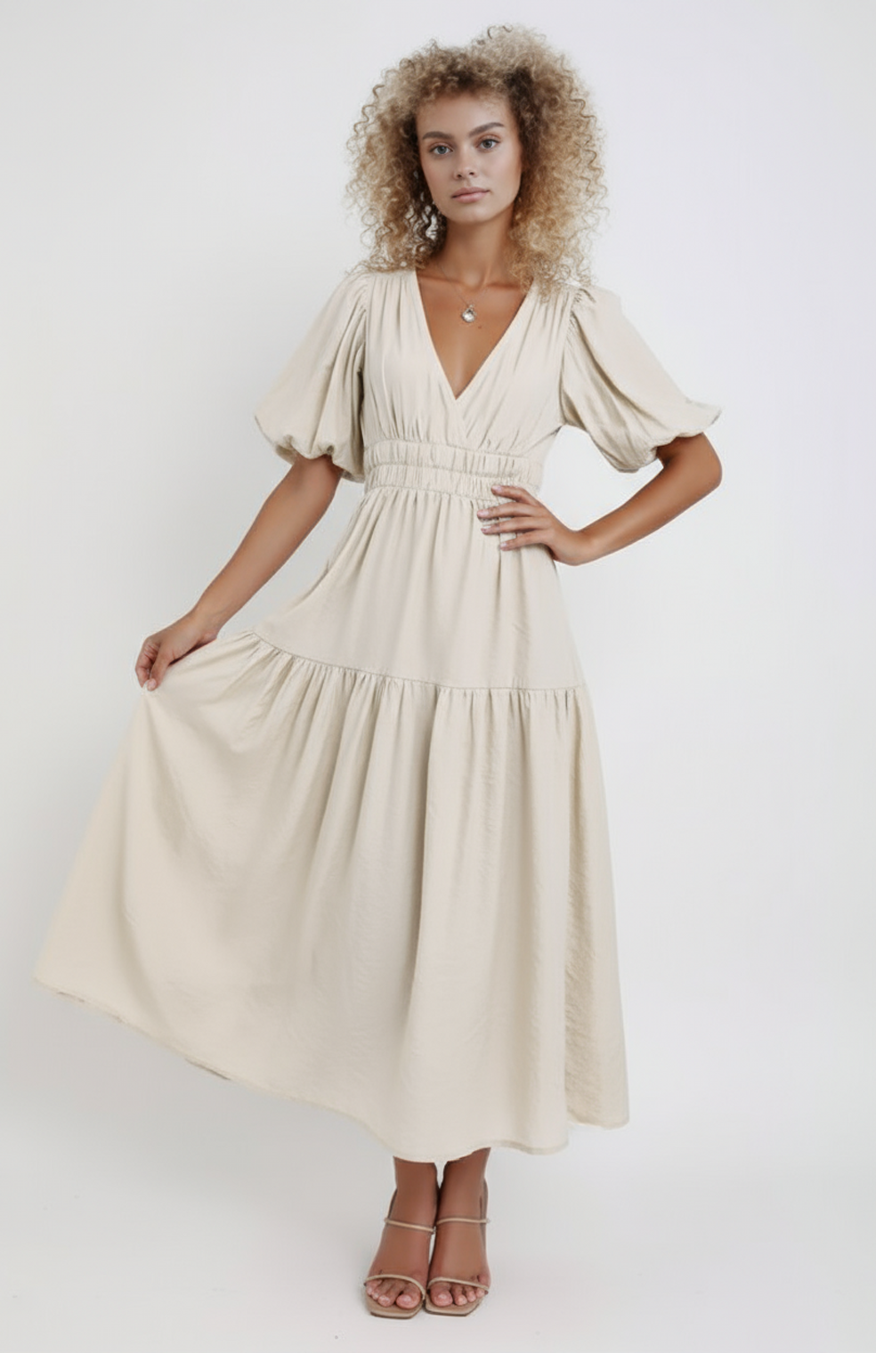 Kira Maxi Jurk | Zwierige Rok met Korte Mouwen en V-Hals